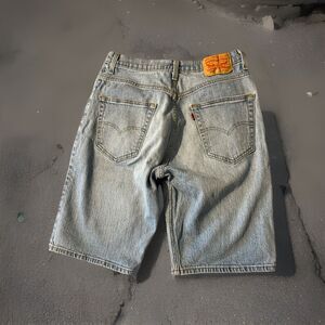 Levi's 569 men's jean shorts size 31 Bermuda‎ 11 in. inseam denim blue